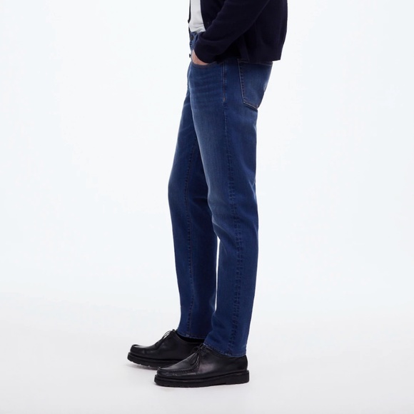 Madewell Men's Athletic Slim Jeans: COOLMAX Denim Edition - Picture 3 of 6